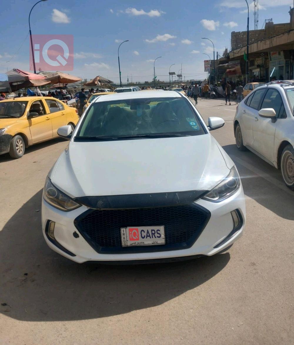 هيونداي النترا